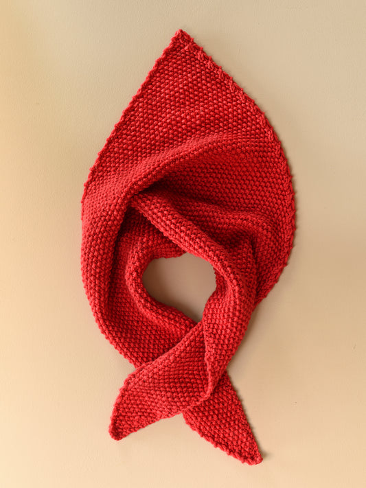 TRIANGLE SCARF